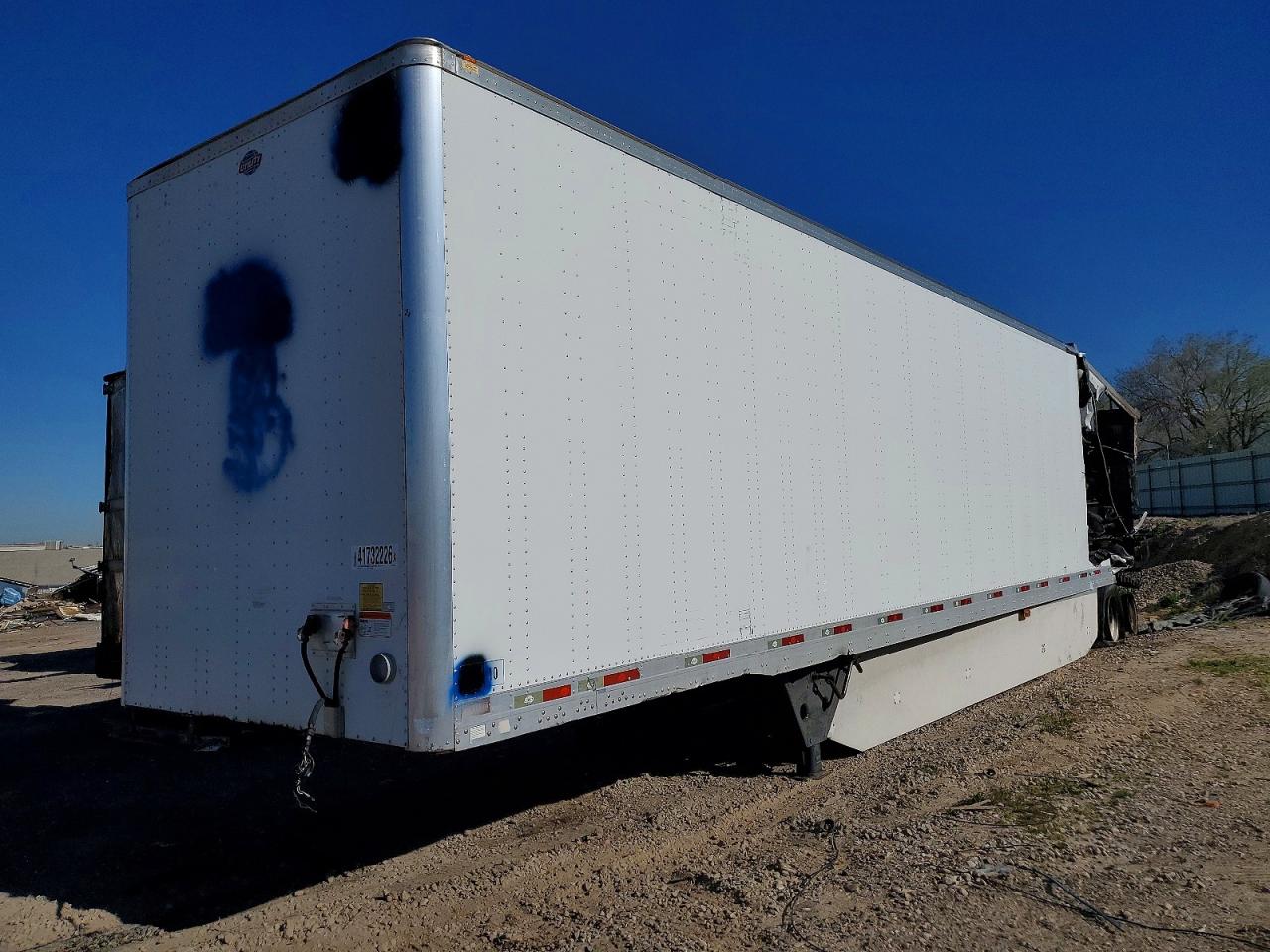 2016 Utility Vs2dx VIN 1UYVS2530GG477027 COPART salvage auction — Burn, UT - SALVAGE CERTIFICATE, sold $1 on 2026-09-04 (photo 2)