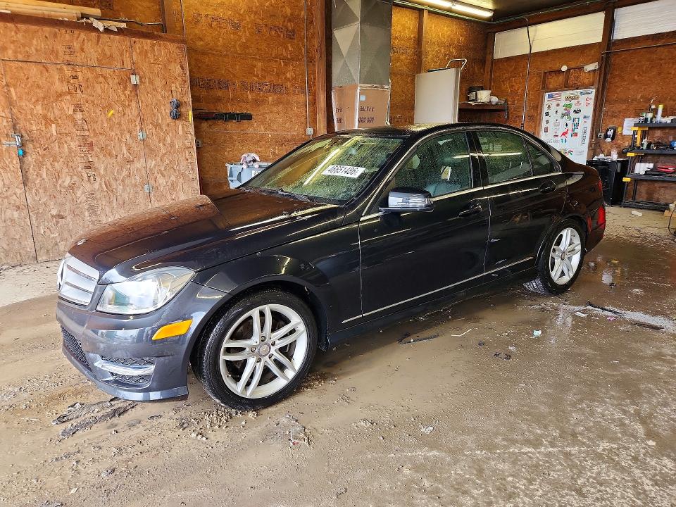 2012 Mercedes-benz C-klasse VIN WDDGF8BBXCR199445 COPART salvage auction — SIDE, Salvage Title, sold $750 on 2026-08-06 (photo 1)