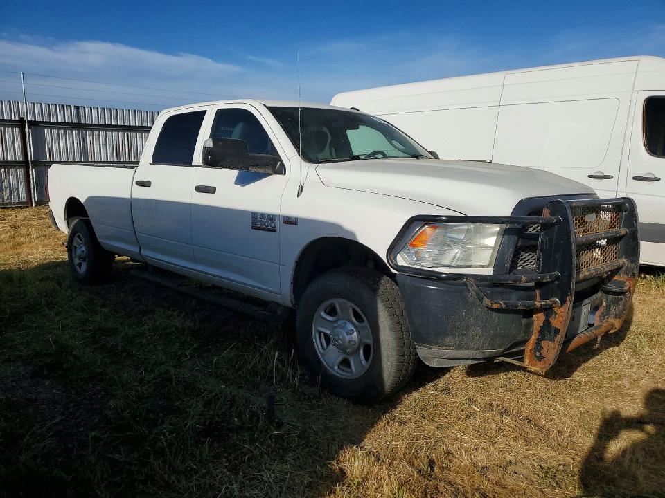 2018 Ram 2500 VIN 3C6UR5HJ7JG317151 COPART salvage auction — NORMAL WEAR, Wy - Dis/Dlr/Exp Only Clean Title (P), sold $5,200 on 2026-07-09 (photo 4)