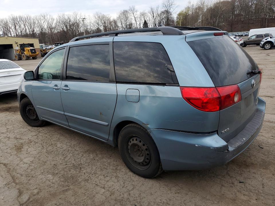 2007 Toyota Sienna VIN 5TDZK23C97S085348 COPART salvage auction — MINOR DENT/SCRATCHES, NY - CERTIFICATE OF TITLE, sold $775 on 2026-07-16 (photo 2)