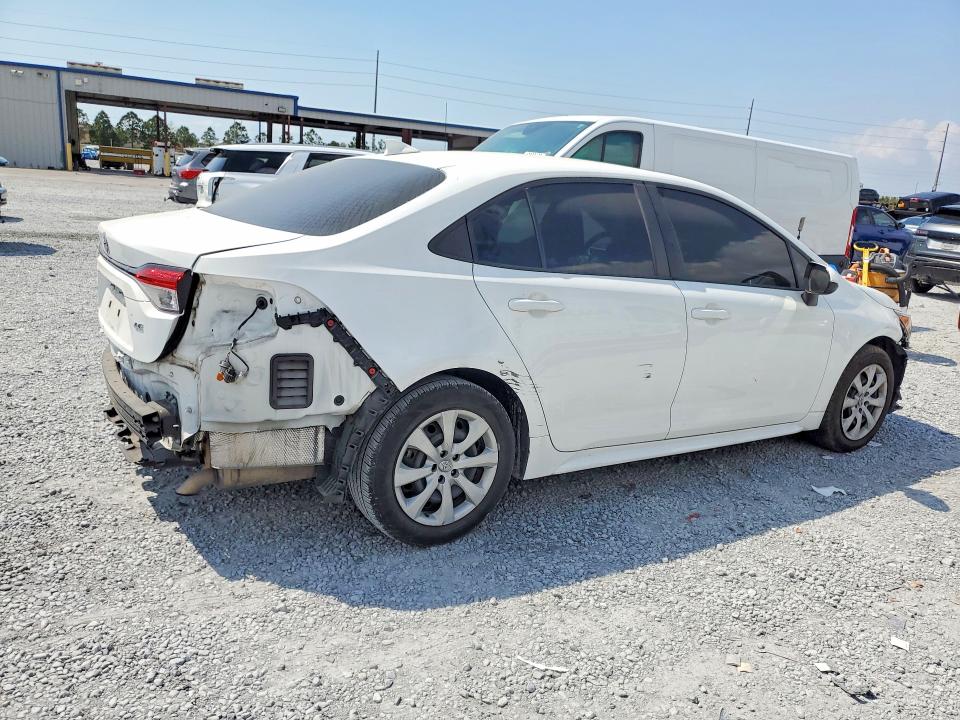 2021 Toyota Corolla VIN 5YFEPMAE0MP225923 COPART salvage auction — SIDE, Fl - Cert Of Title Slvg Rebuildable, sold $4,000 on 2026-07-02 (photo 3)