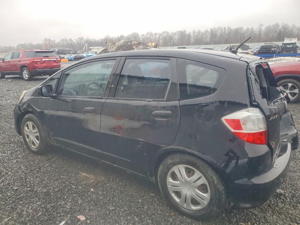 2009 Honda Fit VIN JHMGE88239S003530 COPART salvage auction — SIDE, CO - PUBLIC - SALVAGE TITLE, sold $800 on 2026-07-24 (photo 2)