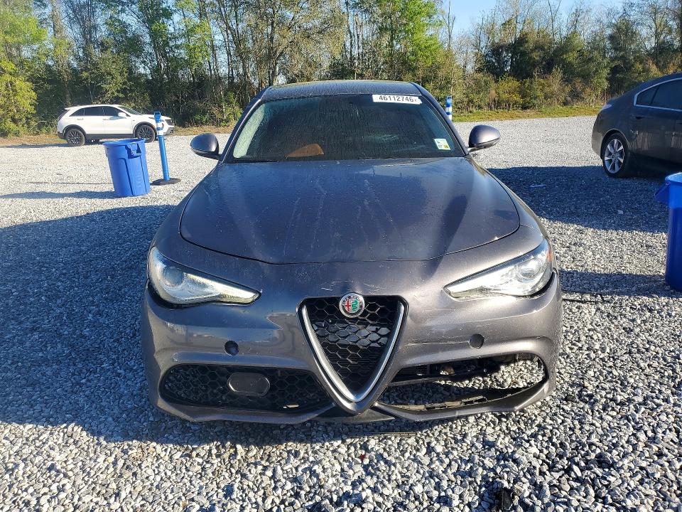 2018 Alfa romeo Giulia VIN ZARFAEBN5J7577862 COPART salvage auction — FRONT END, Id - Salvage Certificate Of Title, sold $3,600 on 2026-07-20 (photo 5)