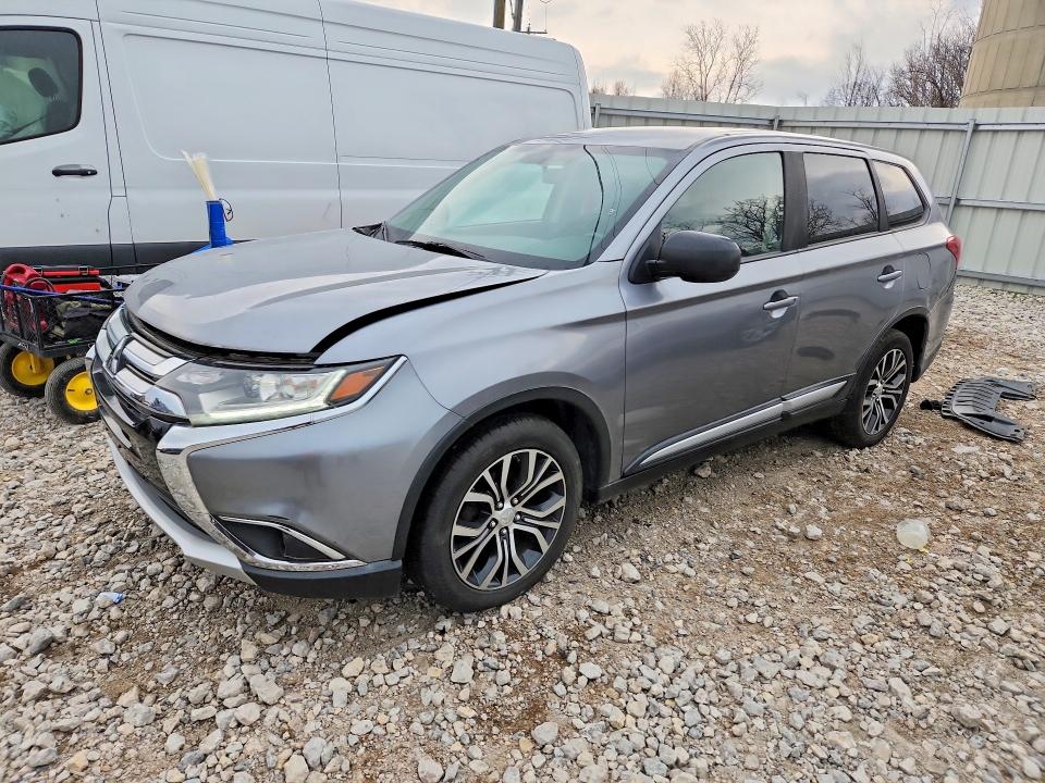 2017 Mitsubishi Outlander VIN JA4AD2A36HZ015424 COPART salvage auction — MECHANICAL, Mi - Dealer Only Clean Title (P), sold $2,550 on 2026-07-30 (photo 1)