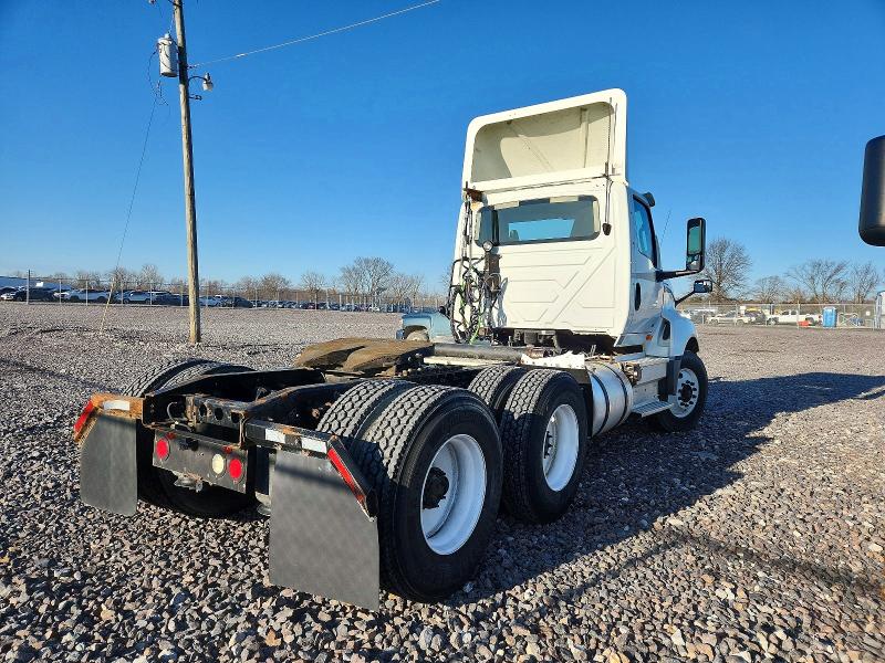 2019 International Lt VIN 3HSDZTZR6KN141991 COPART salvage auction — NORMAL WEAR, In - Certificate Of Title (P), sold $4,450 on 2026-07-07 (photo 4)