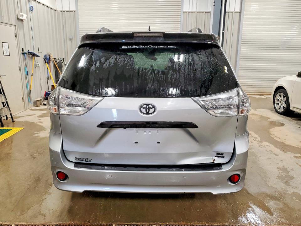 2020 Toyota Sienna VIN 5TDEZ3DC8LS232753 COPART salvage auction — FRONT END, WY - CERT OF TITLE-SALVAGE, sold $400 on 2026-07-29 (photo 6)