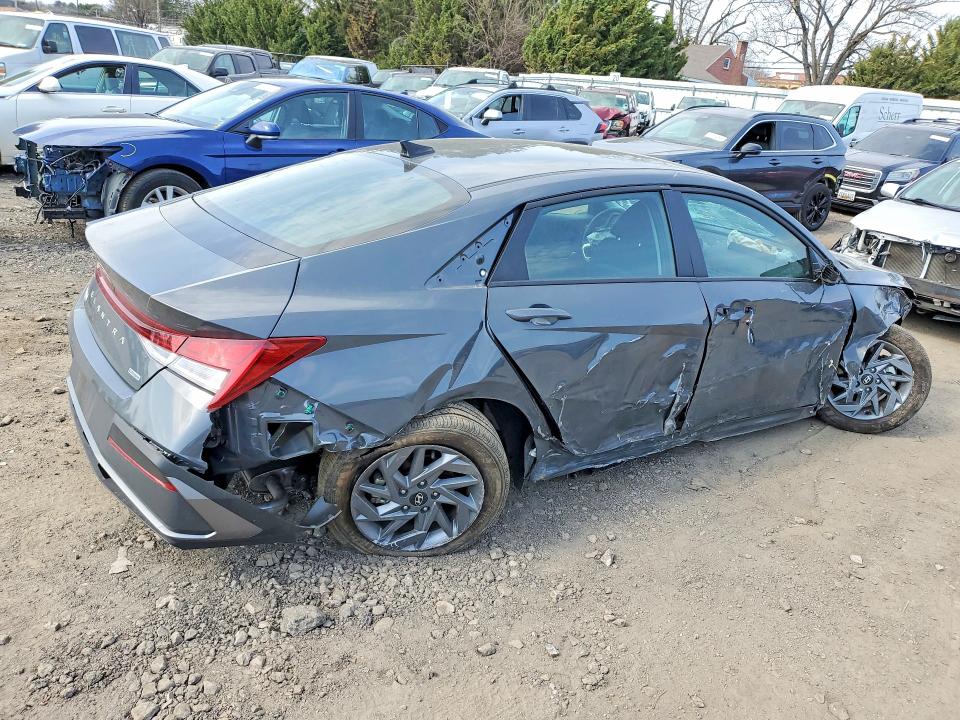 2025 Hyundai Elantra VIN KMHLM4DJ0SU144005 COPART salvage auction — ROLLOVER, Md - Cert Of Salvage > 75% Damage, sold $3,900 on 2026-07-20 (photo 3)