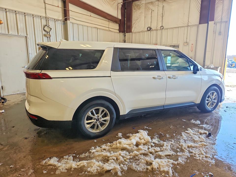 2023 Kia Carnival VIN KNDNB4H3XP6260158 COPART salvage auction — SIDE, Wi - Cert Of Title-Claim Paid, sold $9,500 on 2026-07-20 (photo 3)
