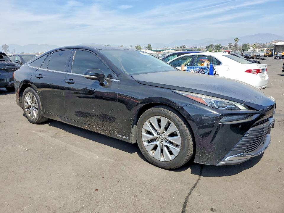2021 Toyota Mirai VIN JTDAAAAA3MA002002 COPART salvage auction — SIDE, CA, sold $1,400 on 2026-07-13 (photo 4)