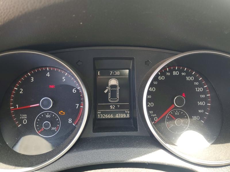 2013 Volkswagen Gti VIN WVWGV7AJ1DW121395 COPART salvage auction — MINOR DENT/SCRATCHES, Tx - Salvage Vehicle Title, sold $2,800 on 2026-07-02 (photo 9)