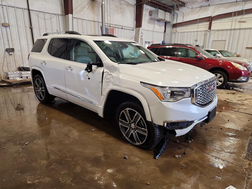 2017 Gmc Acadia VIN 1GKKNXLS8HZ233104 COPART salvage auction — SIDE, Salvage Title, sold $5,300 on 2026-08-03 (photo 4)