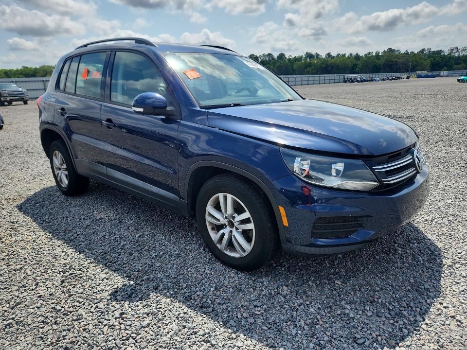 2016 Volkswagen Tiguan VIN WVGAV7AX5GW510891 COPART salvage auction — REAR END, Fl - Cert Of Title Slvg Rebuildable, sold $650 on 2026-07-10 (photo 4)