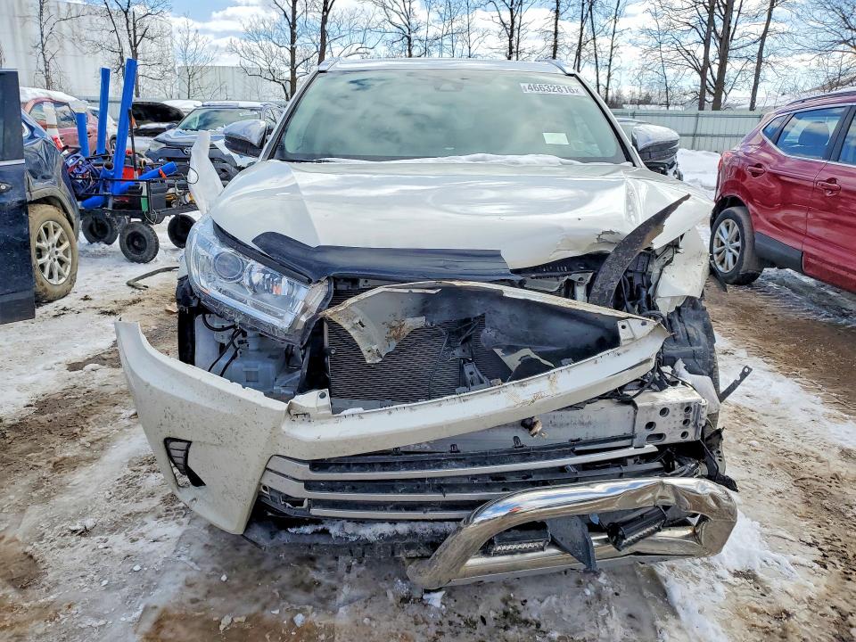 2018 Toyota Highlander VIN 5TDJZRFH3JS530134 COPART salvage auction — FRONT END, Salvage Title, sold $5,500 on 2026-07-15 (photo 5)