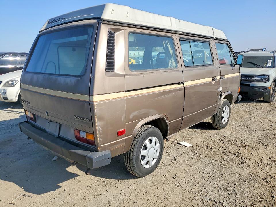 1987 Volkswagen VIN WV2XB0256GH018257 COPART salvage auction — MINOR DENT/SCRATCHES, Ca - App For Dup Clean Or Ac, sold $3,700 on 2026-07-10 (photo 3)