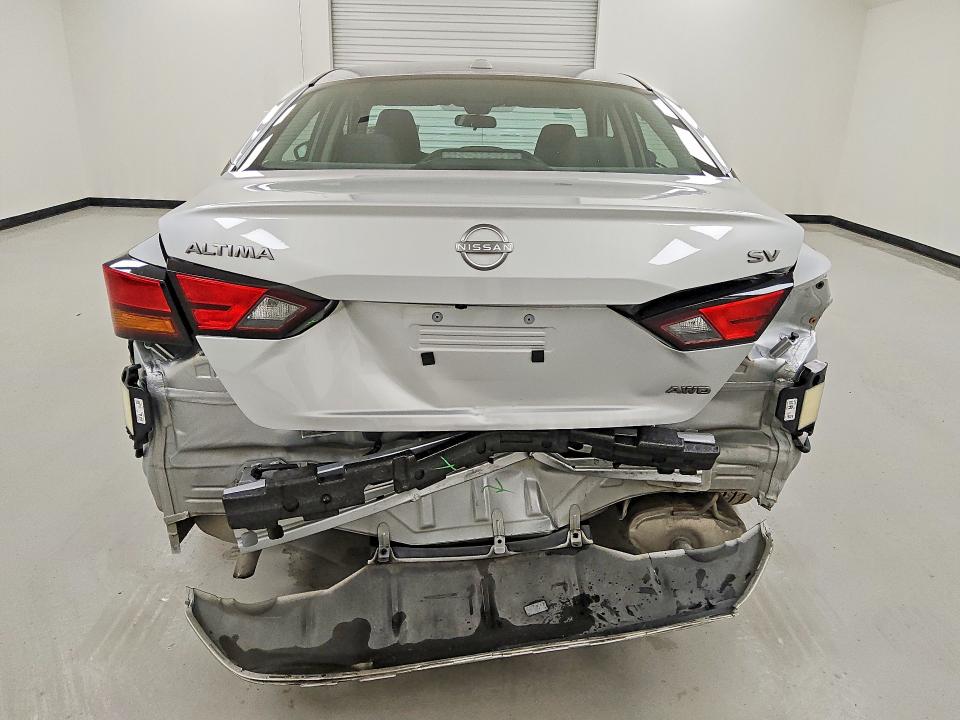 2024 Nissan Altima VIN 1N4BL4DW1RN409183 COPART salvage auction — REAR END, Tx - Certificate Of Title, sold $5,700 on 2026-07-09 (photo 6)