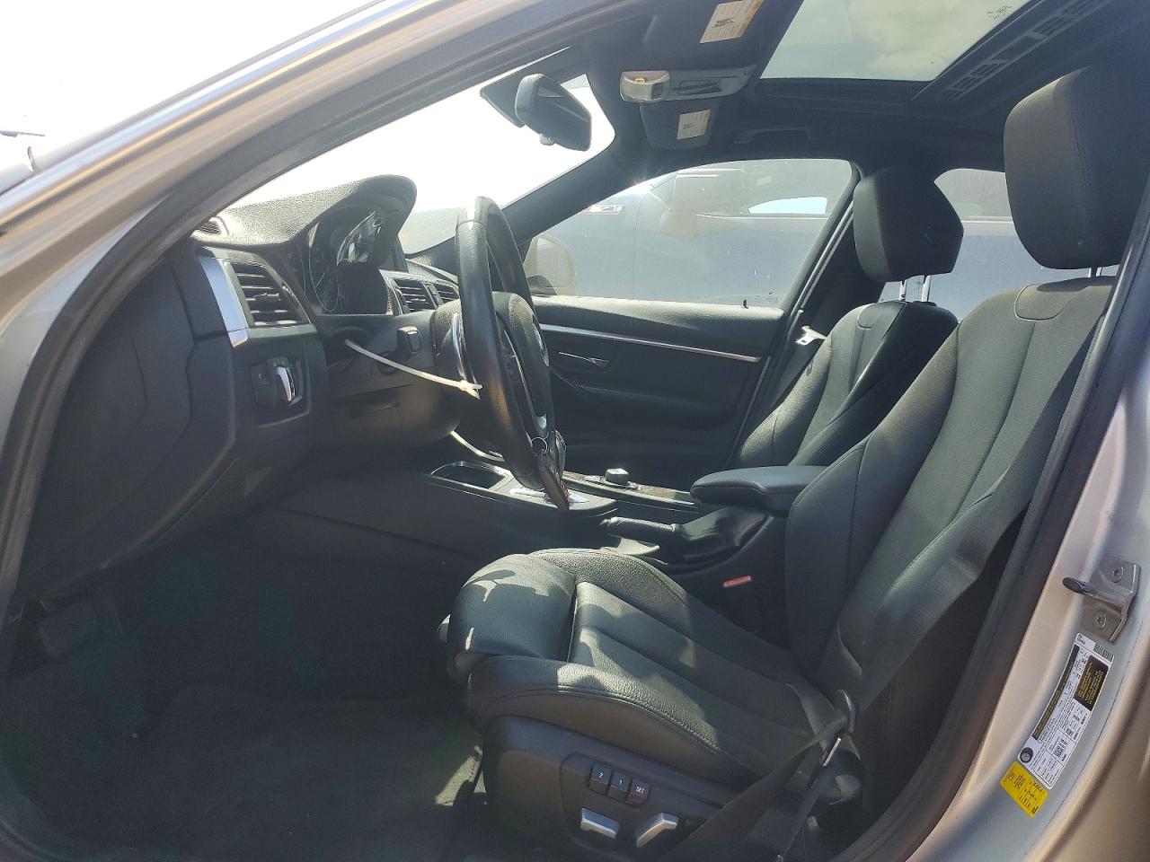 2017 BMW 3 Series VIN WBA8B9G50HNU49127 COPART salvage auction — Mechanical, TX - CERTIFICATE OF TITLE, sold $1,750 on 2026-07-09 (photo 7)