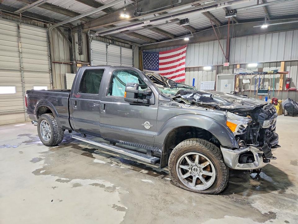 2015 Ford F250 VIN 1FT7W2BT9FED27749 COPART salvage auction — ROLLOVER, Mo - Salvage Certificate Of Title, sold $9,500 on 2026-07-27 (photo 4)