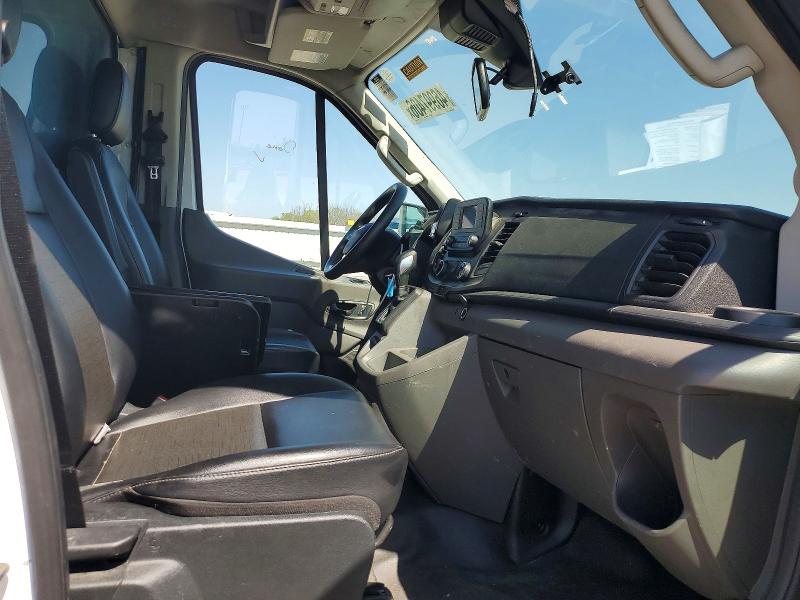 2022 Ford Transit VIN 1FDBW5Z89NKA39724 COPART salvage auction — NORMAL WEAR, Tx - Certificate Of Title, sold $17,000 on 2026-07-30 (photo 5)