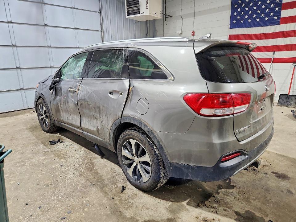 2017 Kia Sorento VIN 5XYPHDA51HG204451 COPART salvage auction — ROLLOVER, Nh - Cert Of Title-Salvage, sold $550 on 2026-07-23 (photo 2)