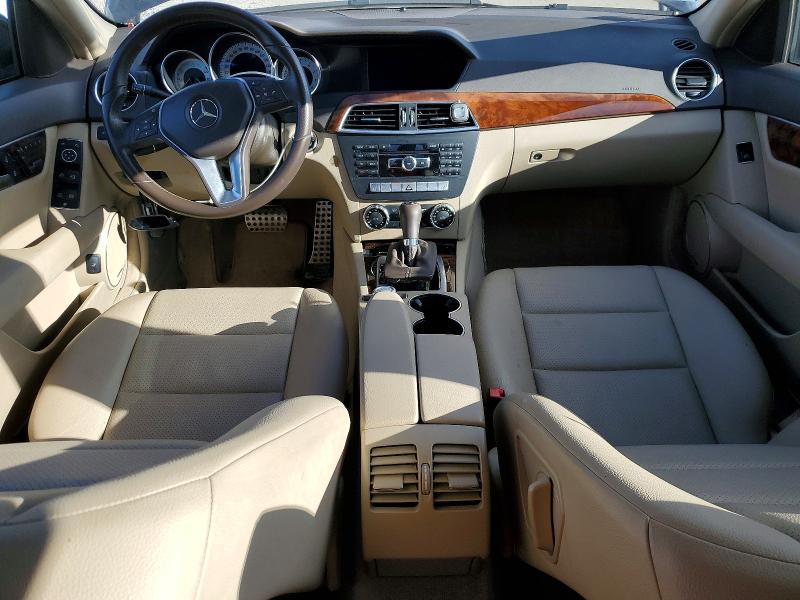 2012 Mercedes-benz C-klasse VIN WDDGF8BB4CR228860 COPART salvage auction — MINOR DENT/SCRATCHES, Salvage Title, sold $1,150 on 2026-07-17 (photo 8)