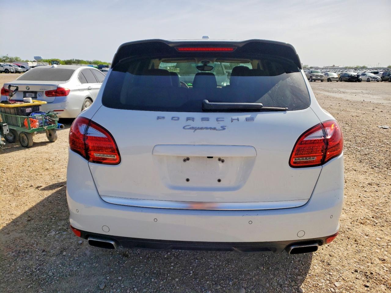 2014 Porsche Cayenne VIN WP1AE2A25ELA50348 COPART salvage auction — Mechanical, TX - CERTIFICATE OF TITLE, sold $3,200 on 2026-07-02 (photo 6)