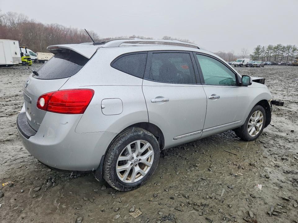 2011 Nissan Rogue VIN JN8AS5MV9BW303865 COPART salvage auction — FRONT END, Id - Salvage Certificate Of Title, sold $375 on 2026-07-27 (photo 3)