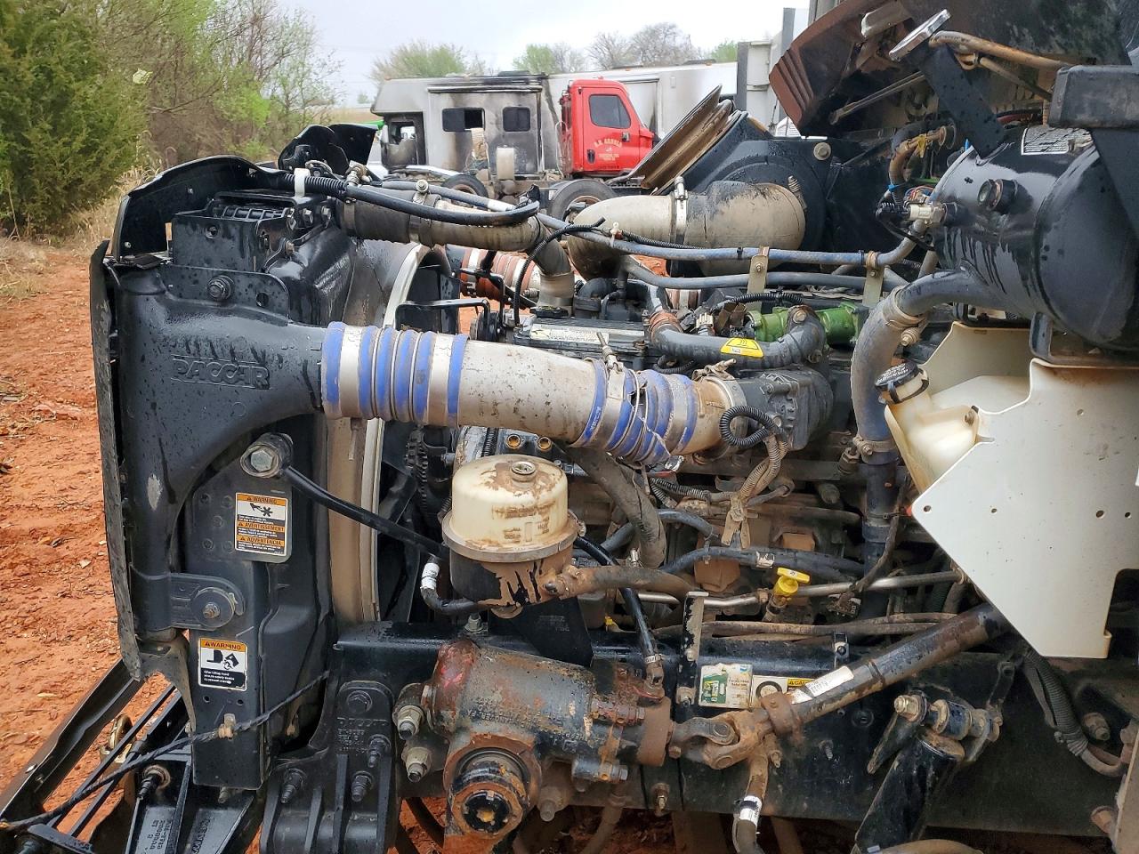 2019 Kenworth T370 VIN 2NKHHJ7X8KM358830 COPART salvage auction — All Over, OK - CERT OF TITLE-SALVAGE, sold $2,850 on 2026-06-26 (photo 7)