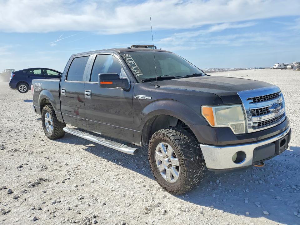 2013 Ford F-150 lightning VIN 1FTFW1CF6DKE27384 COPART salvage auction — NORMAL WEAR, Tx - Certificate Of Title, sold $3,000 on 2026-07-03 (photo 4)