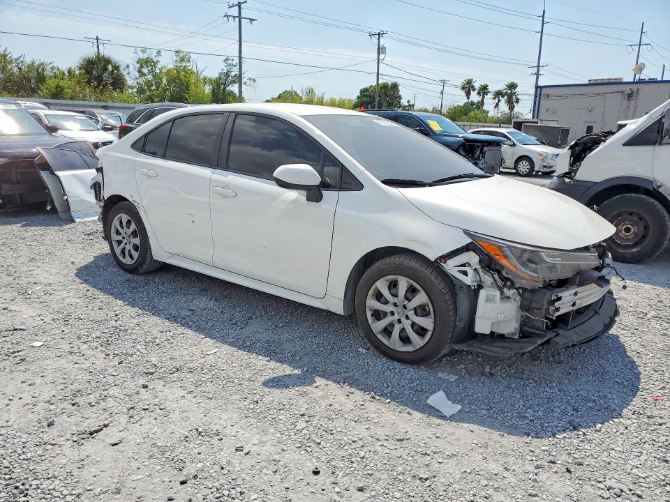 2021 Toyota Corolla VIN 5YFEPMAE0MP225923 COPART salvage auction — SIDE, Fl - Cert Of Title Slvg Rebuildable, sold $4,000 on 2026-07-02 (photo 4)