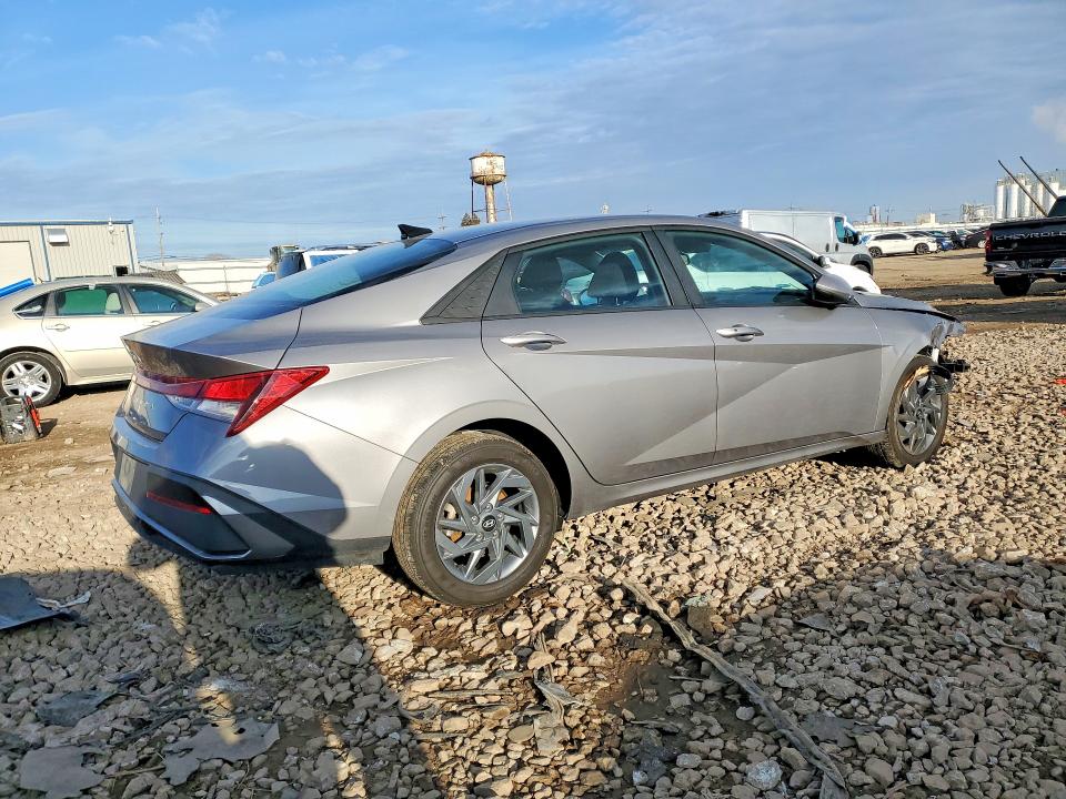 2024 Hyundai Elantra VIN KMHLM4DG1RU810450 COPART salvage auction — FRONT END, Il - Salvage Certificate, sold $5,400 on 2026-07-21 (photo 3)
