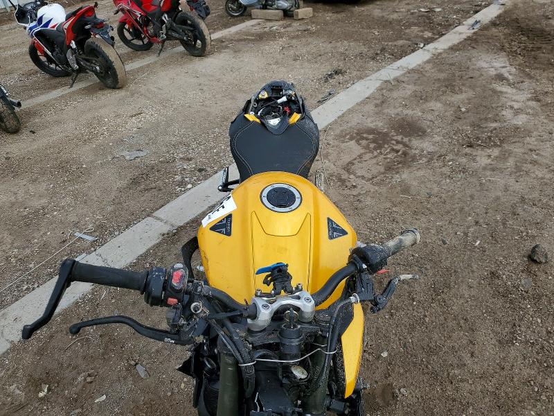 2024 Triumph motorcycle Street VIN SMTA614K9RTBT0914 COPART salvage auction — FRONT END, IL - SALVAGE CERTIFICATE, sold $450 on 2026-07-09 (photo 5)