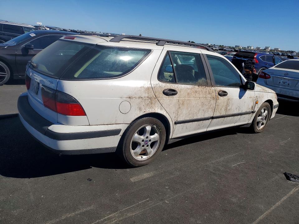 1999 Saab 9-5 VIN YS3ED58E8X3084495 COPART salvage auction — MINOR DENT/SCRATCHES, Ca - Dis/Dlr/Exp App For Dup Clean, sold $200 on 2026-07-20 (photo 3)