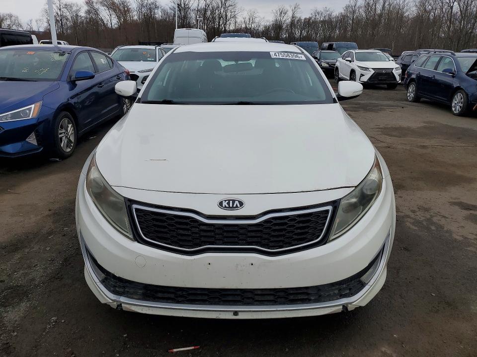 2012 Kia Optima hybrid VIN KNAGM4AD9C5019081 COPART salvage auction — MINOR DENT/SCRATCHES, Ny - Certificate Of Title, sold $2,200 on 2026-07-09 (photo 5)