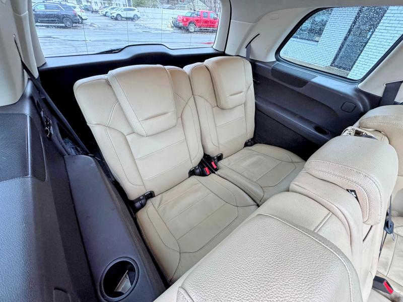 2018 Mercedes-benz Gls-class VIN 4JGDF7DE1JB117151 COPART salvage auction — Normal Wear, MT - CERTIFICATE OF TITLE (P), sold $10,700 on 2026-04-17 (photo 6)