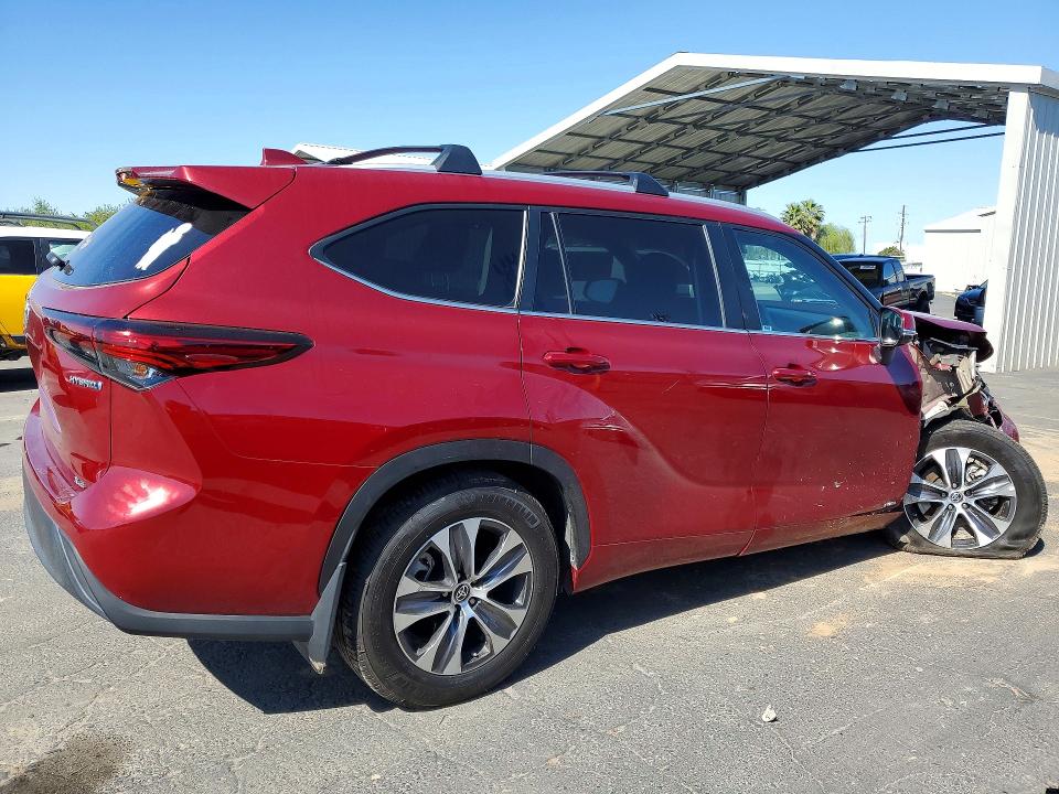 2023 Toyota Highlander VIN 5TDKBRCH9PS126034 COPART salvage auction — FRONT END, Ca - Salvage Certificate, sold $12,600 on 2026-07-23 (photo 3)