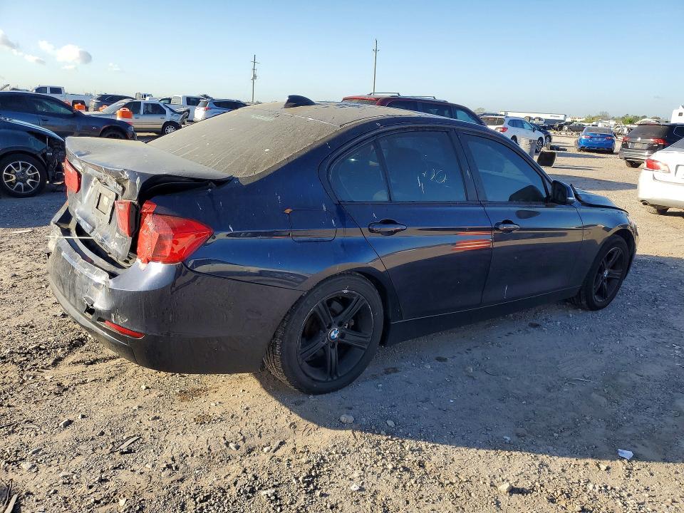 2013 BMW 3er VIN WBA3A5C59DF601339 COPART salvage auction — REAR END, Tx - Salvage Vehicle Title, sold $775 on 2026-07-13 (photo 3)