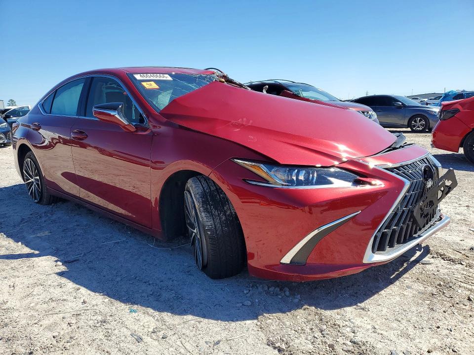 2025 Lexus Es 350 VIN 58ADZ1B15SU206157 COPART salvage auction — Side, TX - SALVAGE VEHICLE TITLE, sold $9,100 on 2026-04-28 (photo 4)