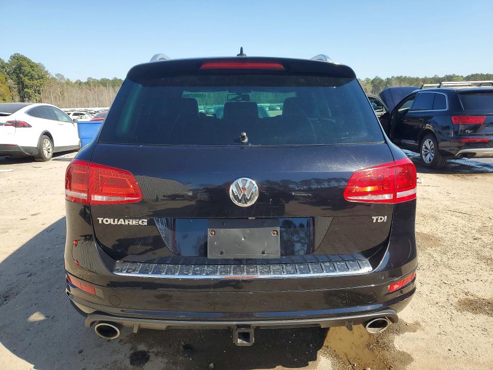 2014 Volkswagen Touareg VIN WVGDP9BPXED007867 COPART salvage auction — FRONT END, SC - CERT OF TITLE-SALVAGE, sold $3,450 on 2026-07-20 (photo 6)