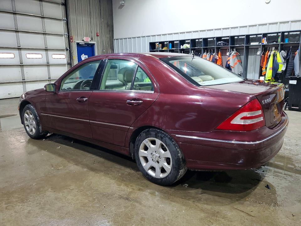 2006 Mercedes-benz C-klasse VIN WDBRF92H86F767676 COPART salvage auction — Burn Engine, Nh - Cert Of Title-Salvage, sold $90 on 2026-07-23 (photo 2)