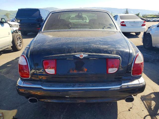 2000 Bentley Arnage VIN SCBLC31E8YCX04301 COPART salvage auction — ENGINE BURN, Ca - Dis/Dlr/Exp Only Clean Title, sold $2,650 on 2026-09-24 (photo 6)