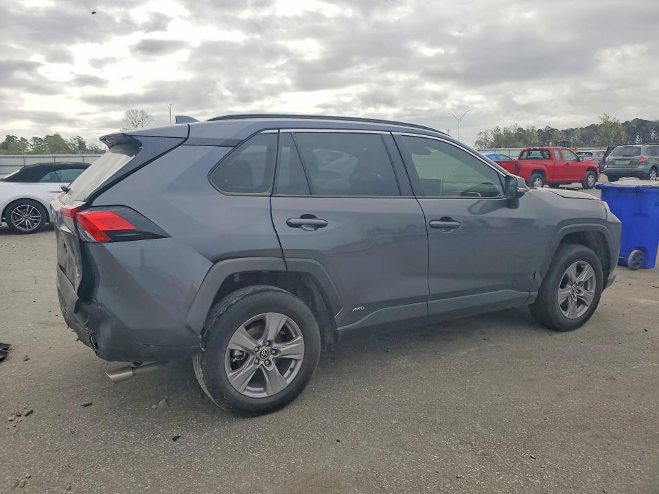 2025 Toyota Rav 4 VIN JTMMWRFV3SD333831 COPART salvage auction — REAR END, Nc - Salvage Certificate Of Title, sold $9,900 on 2026-07-30 (photo 3)