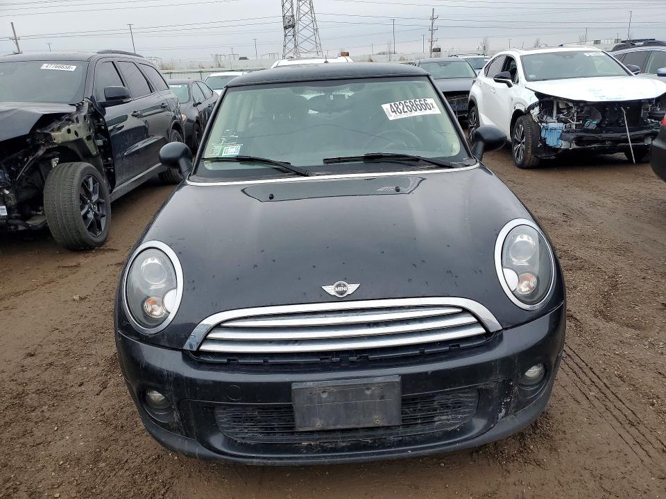 2013 Mini Cooper VIN WMWSU3C59DT373500 COPART salvage auction — NORMAL WEAR, Il - Certificate Of Title, sold $1,050 on 2026-07-07 (photo 5)