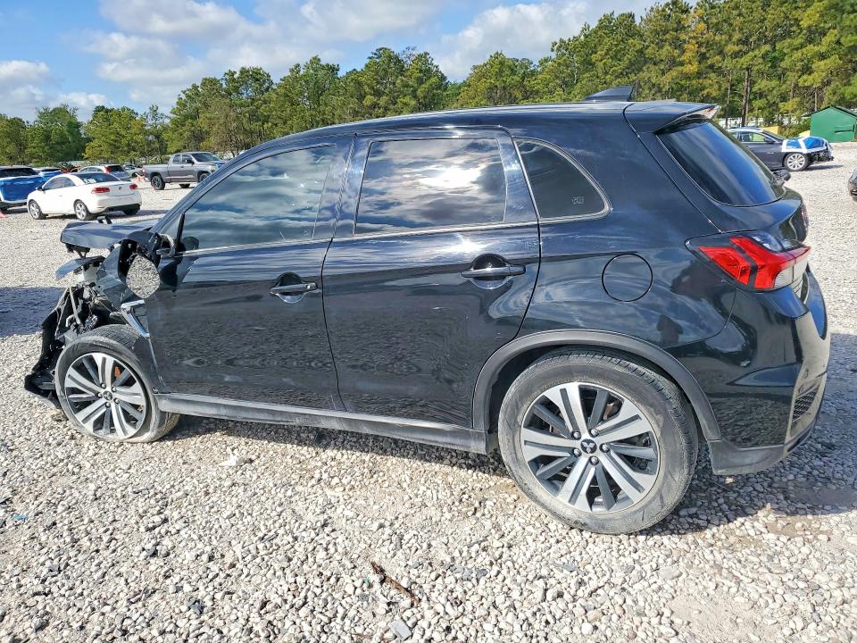 2022 Mitsubishi Outlander VIN JA4APVAU7NU011490 COPART salvage auction — VANDALISM, Tx - Certificate Of Title, sold $3,350 on 2026-07-07 (photo 2)