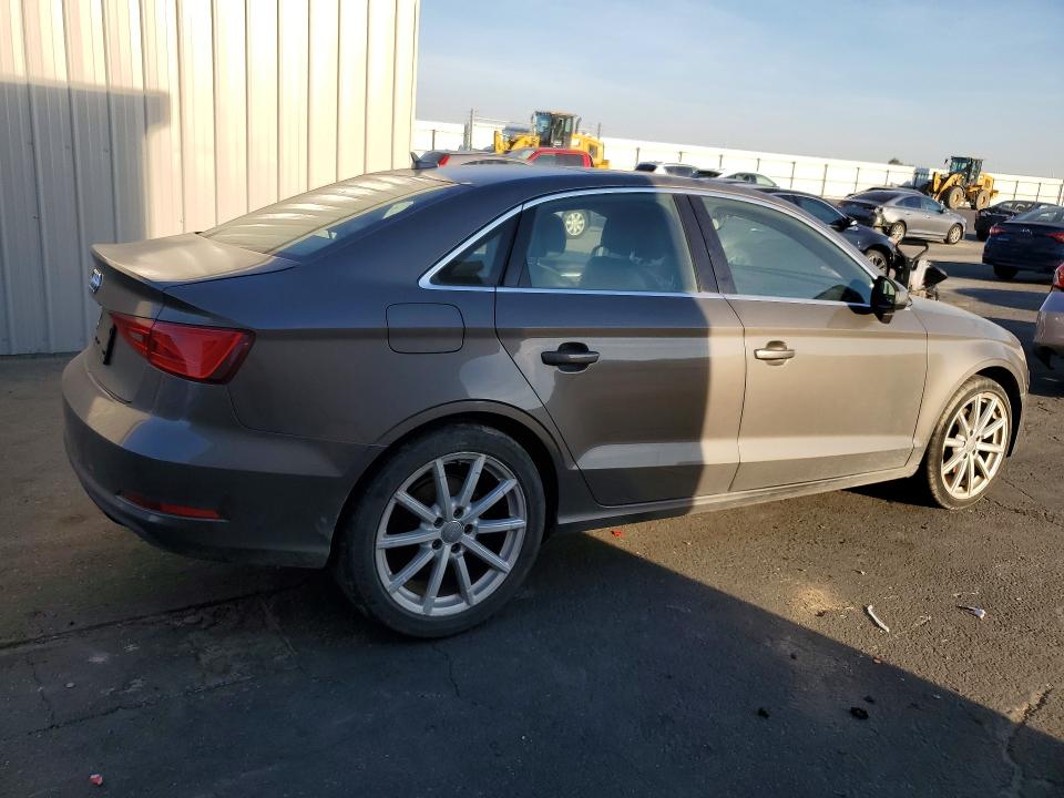 2015 Audi A3 VIN WAUACGFF9F1069592 COPART salvage auction — MINOR DENT/SCRATCHES, Ca - Dis/Dlr/Exp Only Clean Title, sold $500 on 2026-07-27 (photo 3)