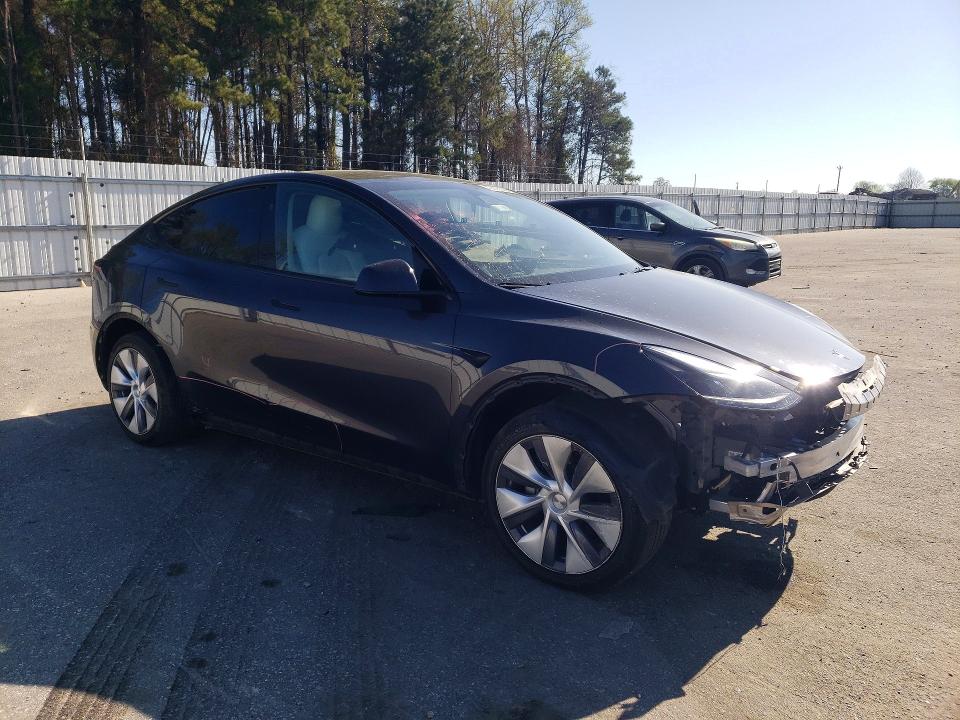 2024 Tesla Model y VIN 7SAYGDEE0RA265428 COPART salvage auction — FRONT END, Nc - Salvage Certificate Of Title, sold $900 on 2026-07-21 (photo 4)