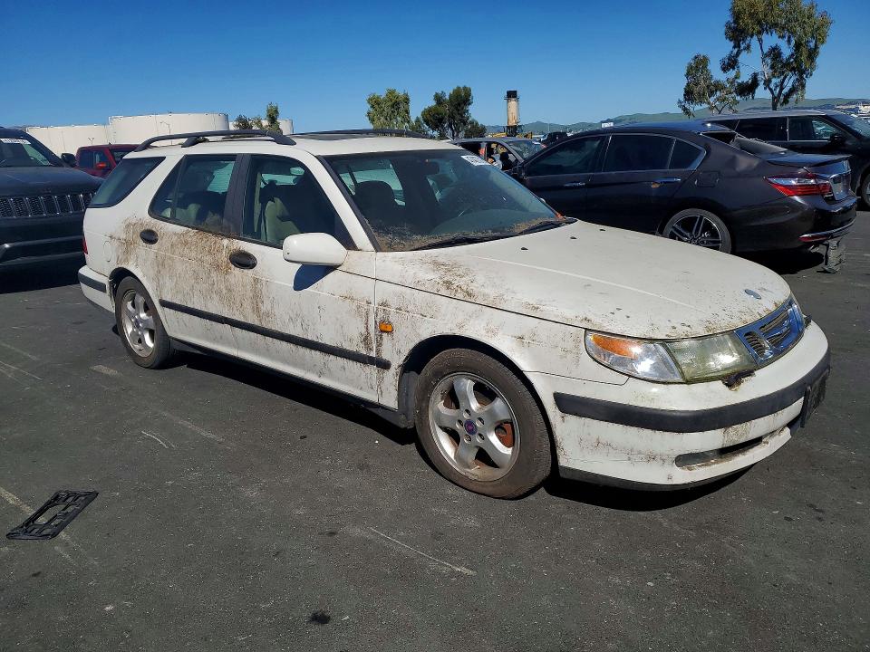 1999 Saab 9-5 VIN YS3ED58E8X3084495 COPART salvage auction — MINOR DENT/SCRATCHES, Ca - Dis/Dlr/Exp App For Dup Clean, sold $200 on 2026-07-20 (photo 4)