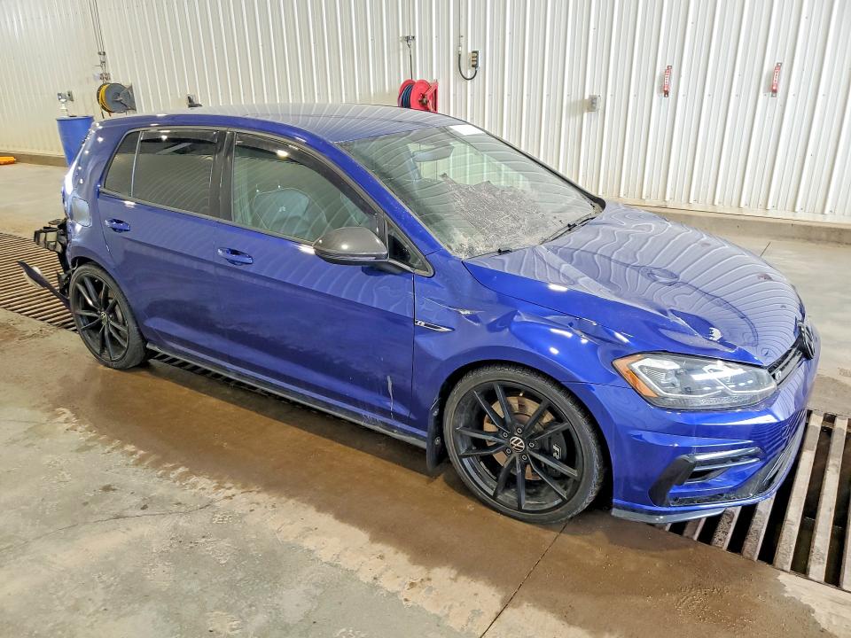 2019 Volkswagen Golf VIN WVWWA7AU0KW118468 COPART salvage auction — SIDE, Ab - Bos - Salvage, sold $8,300 on 2026-07-09 (photo 4)