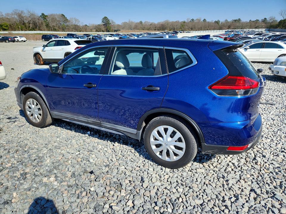 2017 Nissan Rogue VIN KNMAT2MT8HP584680 COPART salvage auction — SIDE, Salvage Title, sold $825 on 2026-07-30 (photo 2)