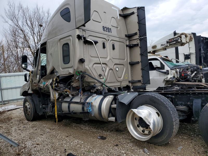 2022 Freightliner Cascadia 126 VIN 3AKJHHDR2NSNB1017 COPART salvage auction — SIDE, OH - CERT OF TITLE-SALVAGE, sold $9,200 on 2026-07-30 (photo 9)