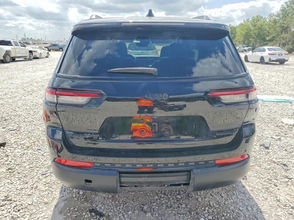 2024 Jeep Grand cherokee VIN 1C4RJKBGXR8931713 COPART salvage auction — WATER/FLOOD, Tx - Salvage Title-Flood Damage, sold $10,000 on 2026-08-11 (photo 6)